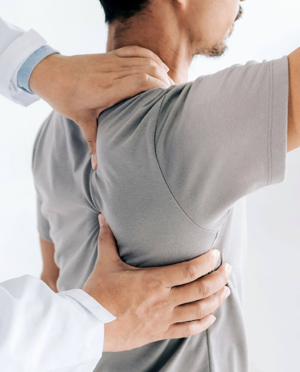 people-working-together-medium-shot